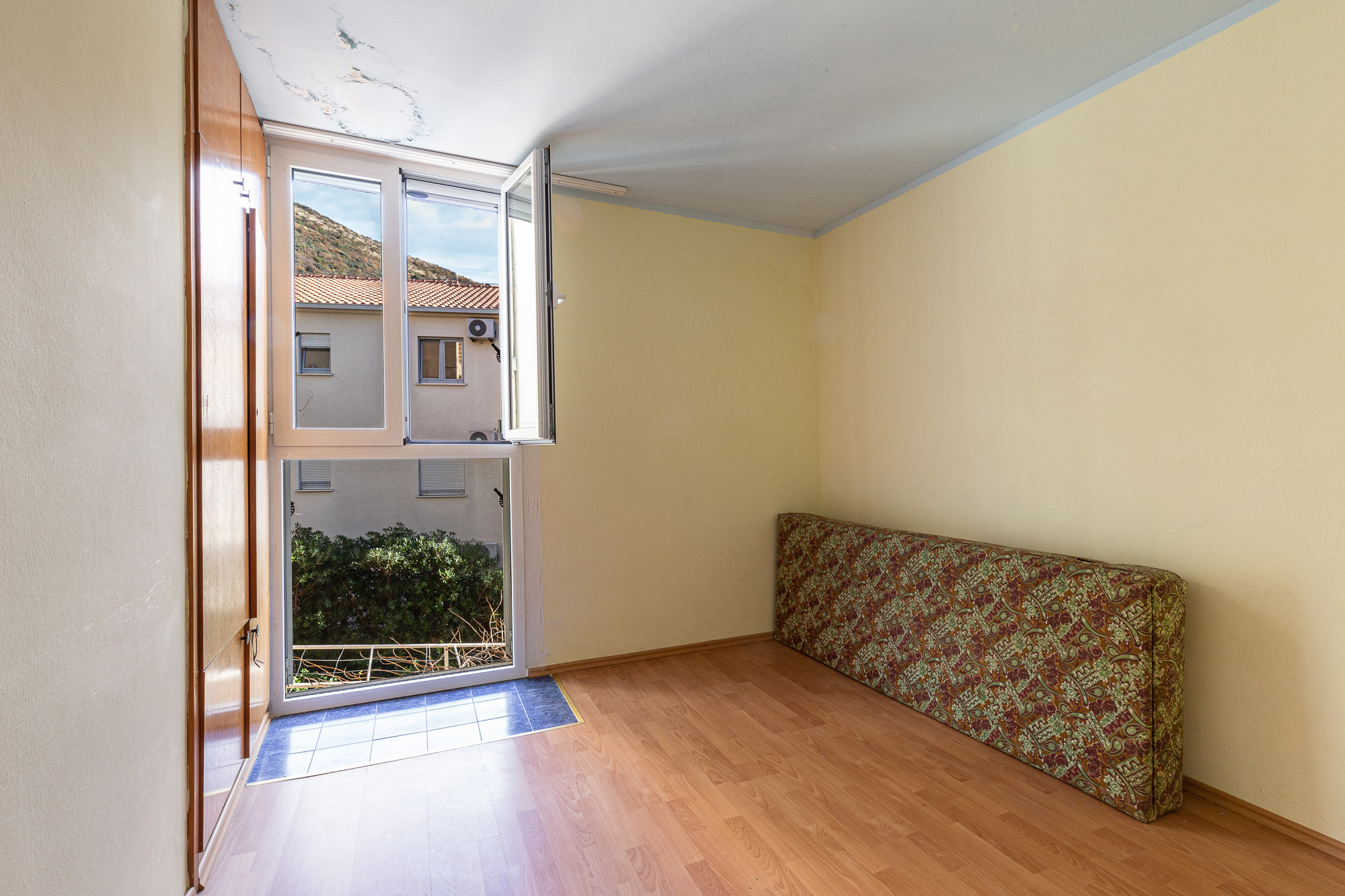 Image of Apartment - 2 Bedrooms - 1 Bathrooms for Sale in Budva-Petrovac-Montenegro, Image 15