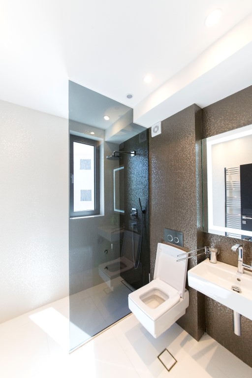 Image of Villa - 4 Bedrooms - 5 Bathrooms for Sale in Budva-Budva-Montenegro, Image 24