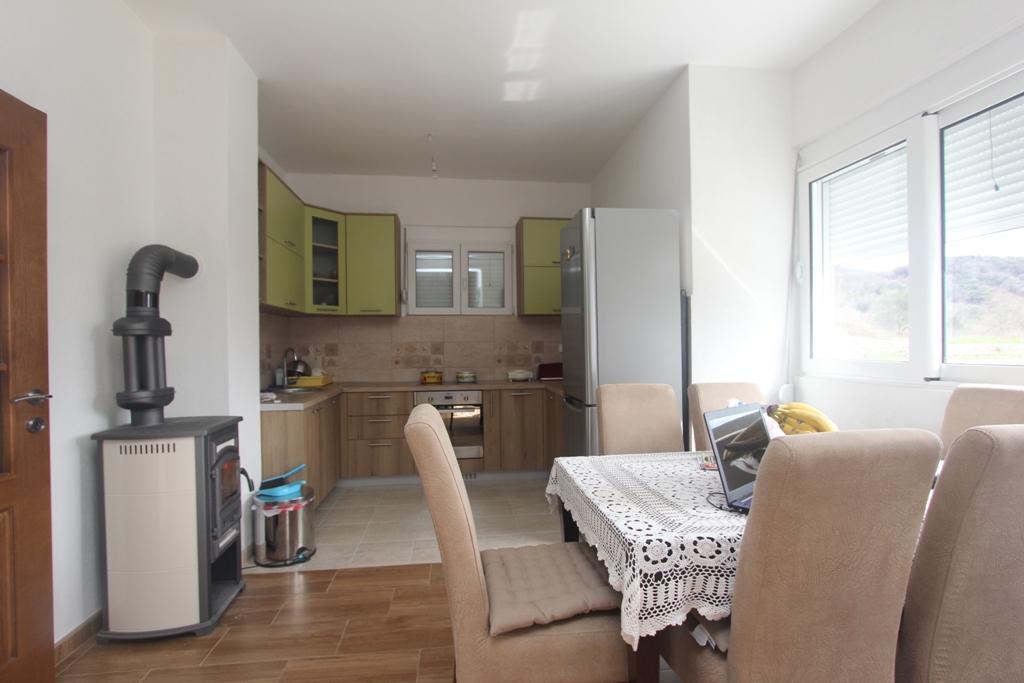 Image of House - 4 Bedrooms - 4 Bathrooms for Sale in Kotor-Kotor-Montenegro, Image 8