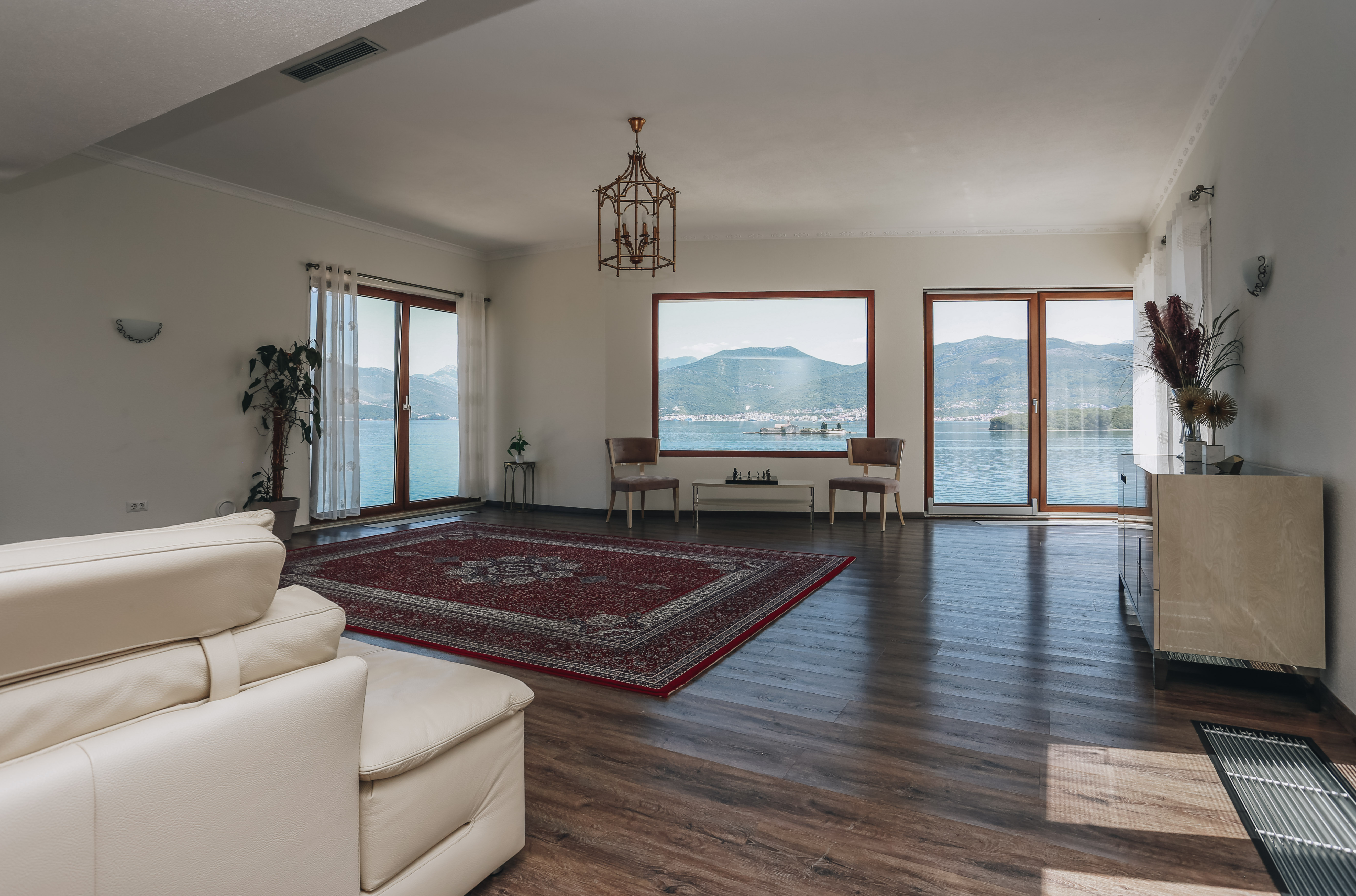 Image of Villa - 5 Bedrooms - 6 Bathrooms for Sale in Tivat-Montenegro, Image 6