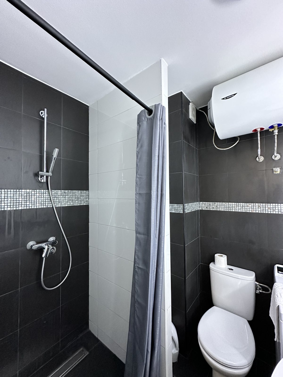 Image of Apartment - 2 Bedrooms - 1 Bathrooms for Sale in Budva-Budva-Montenegro, Image 9
