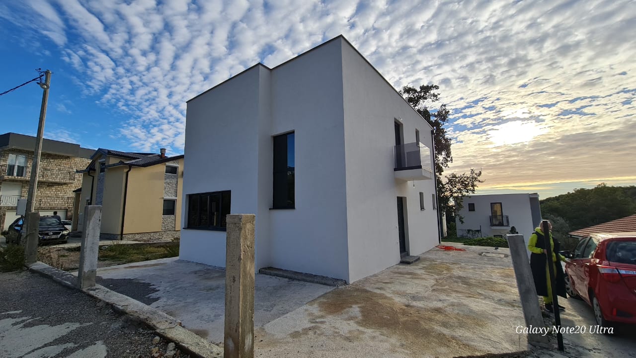 Image of House - 3 Bedrooms - 2 Bathrooms for Sale in Bar-Susanj-Montenegro, Image 8