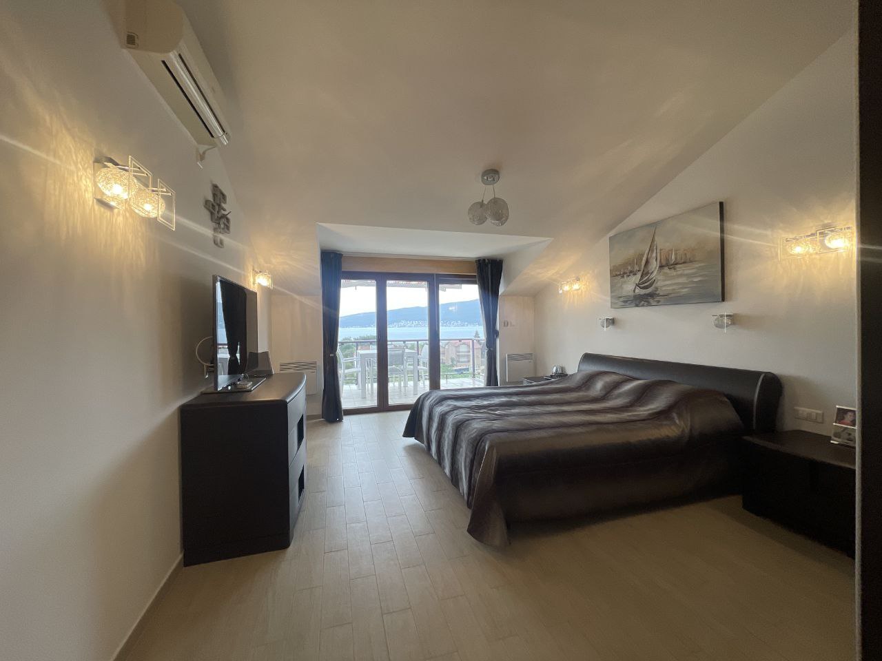 Image of Apartment - 2 Bedrooms - 1 Bathrooms for Sale in Herceg-Novi-Bijela-Montenegro, Image 4