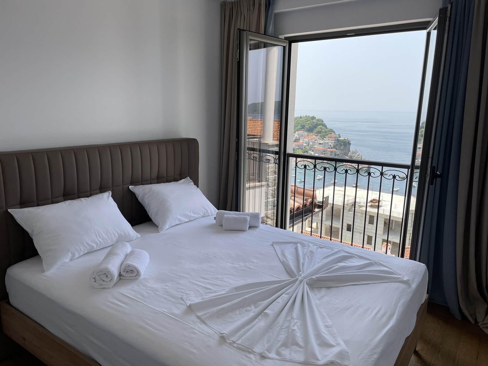 Image of Apartment - 2 Bedrooms - 1 Bathrooms for Sale in Budva-Przno-Montenegro, Image 6