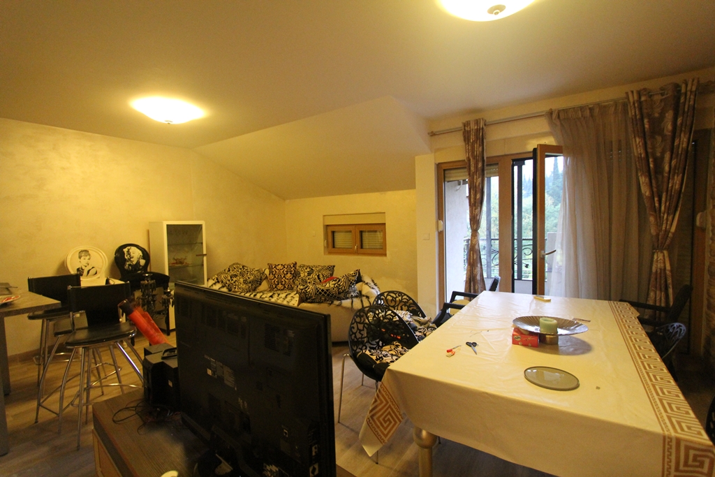 Image of Apartment - 3 Bedrooms - 2 Bathrooms for Sale in Herceg-Novi-Topla-Montenegro, Image 2
