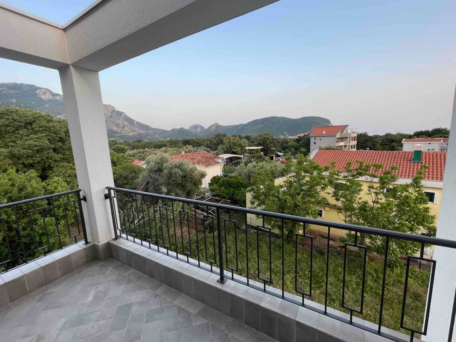 Image of Apartment - 1 Bedrooms - 1 Bathrooms for Sale in Budva-Buljarica-Montenegro, Image 3