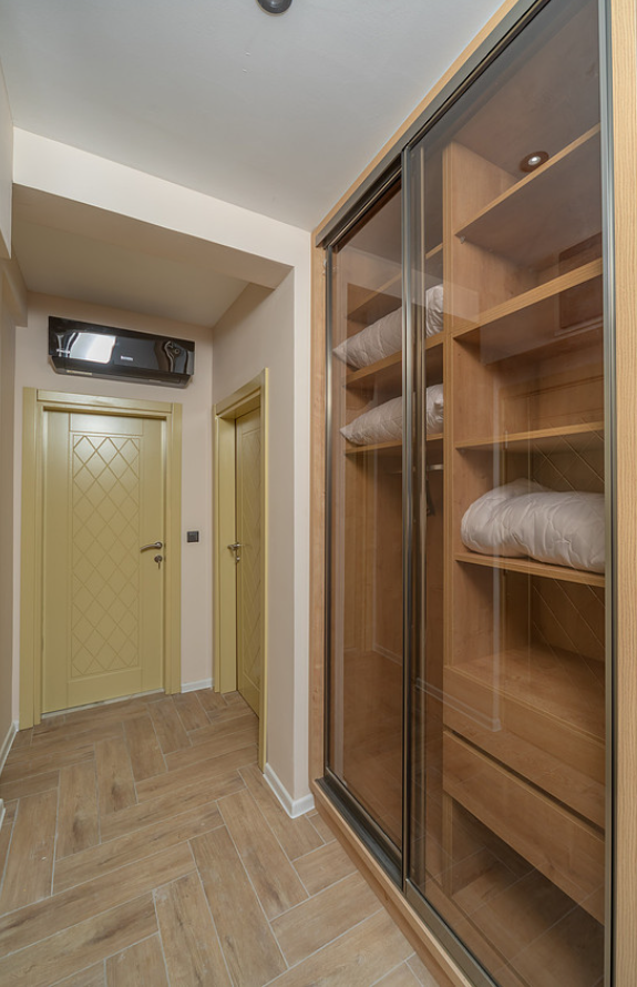 FOR SALE / PARTNERSHIP – HOTEL IN A PRIME LOCATION  Dobre Vode Bar