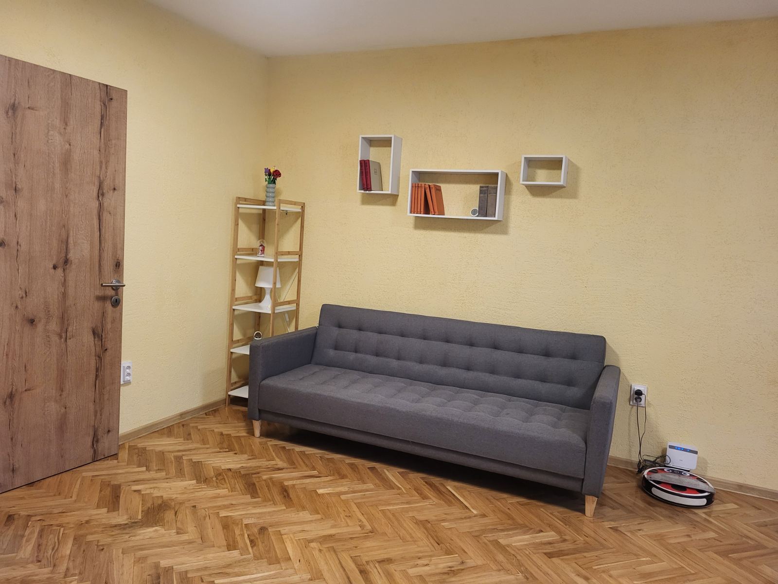 Image of Apartment - 2 Bedrooms - 1 Bathrooms for Sale in Budva-Budva-Montenegro, Image 11