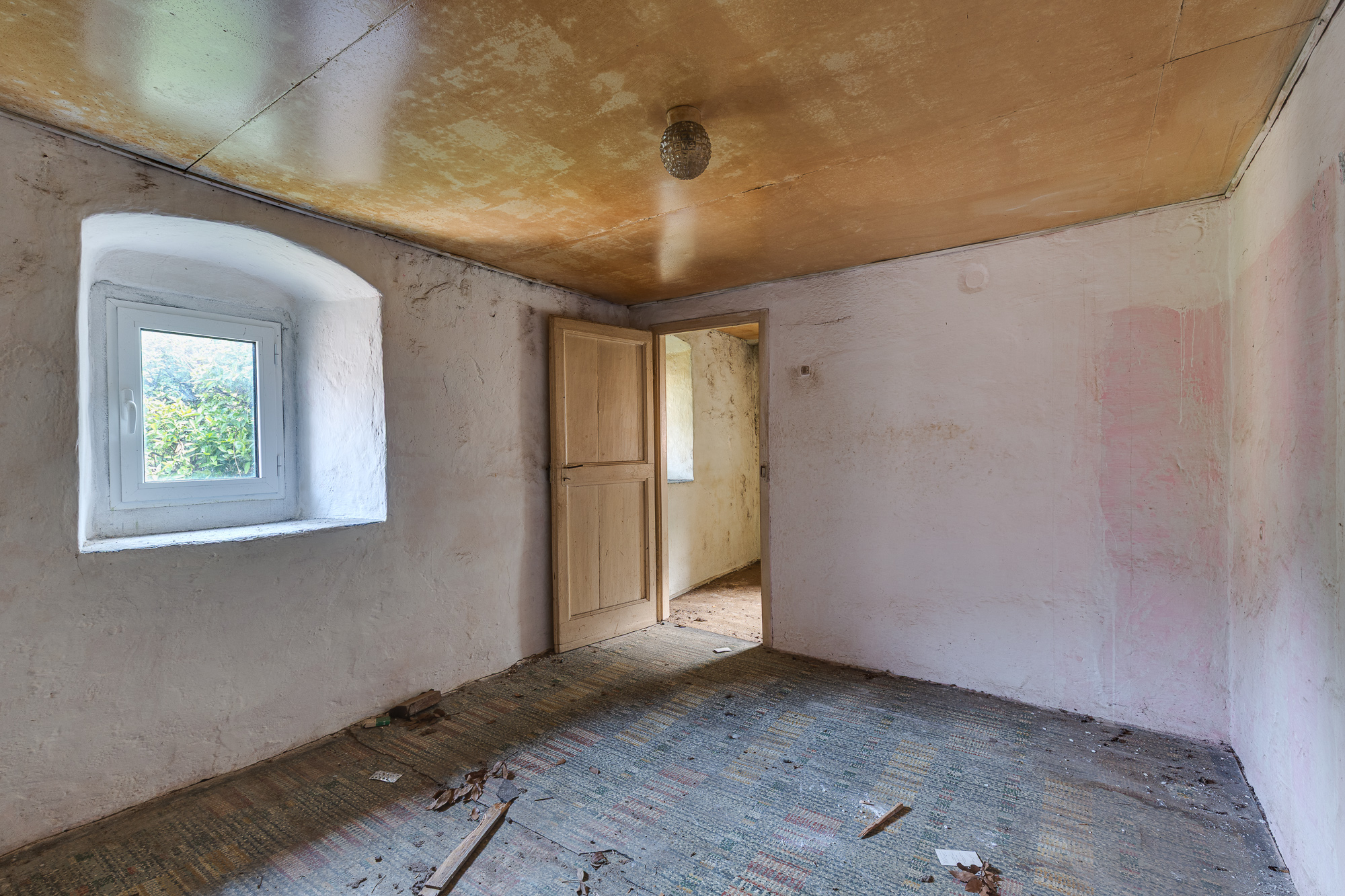  Image of House - 4 Bedrooms - 2 Bathrooms for Residential For Sale in Kotor-Kotor-Montenegro, Image 13
