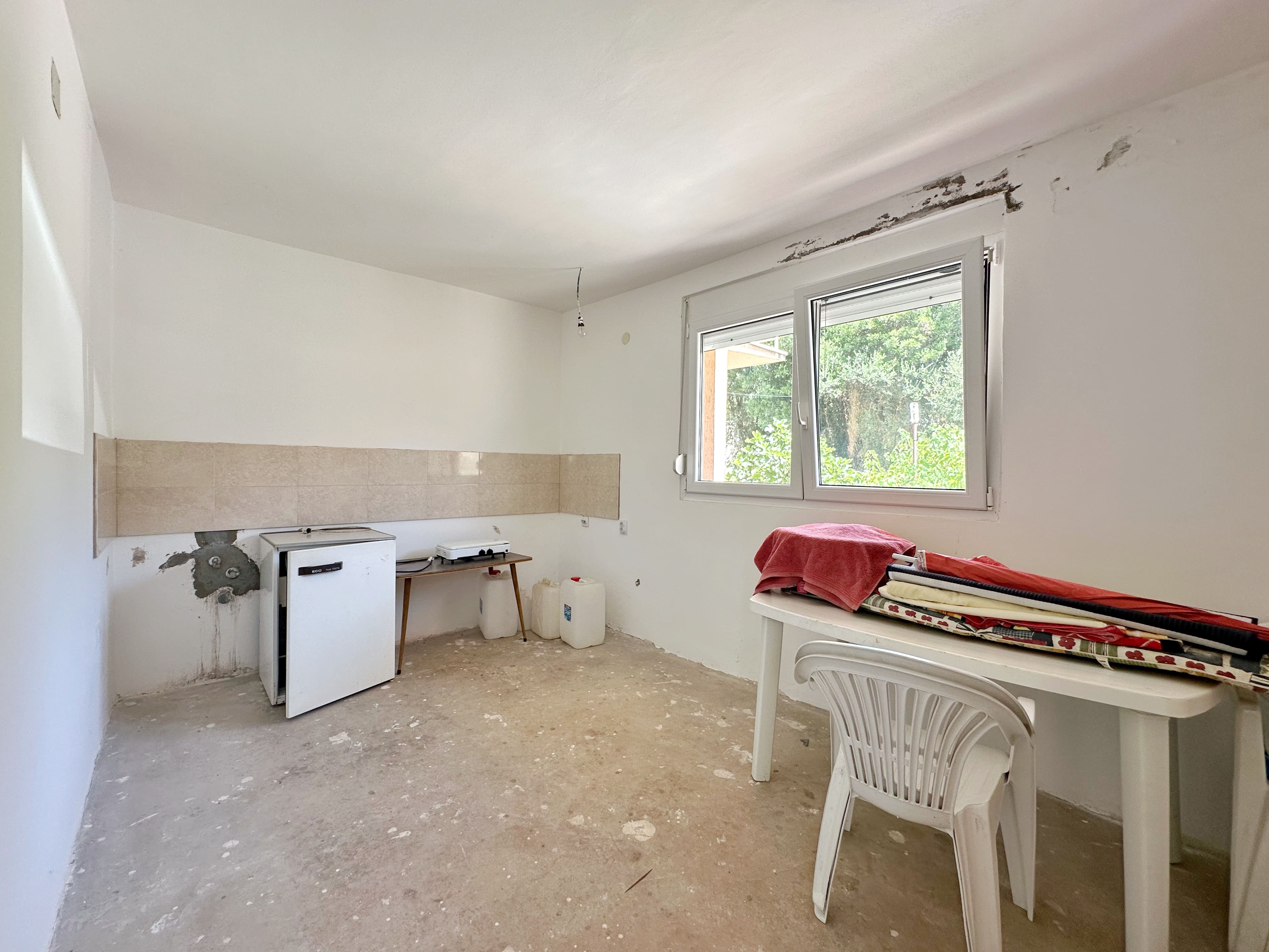 Image of Property - 4 Bedrooms - 4 Bathrooms for Sale in Bar-Dobre Vode-Montenegro, Image 11