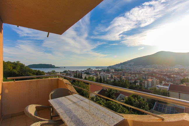 For sale apartment in Budva with sea view