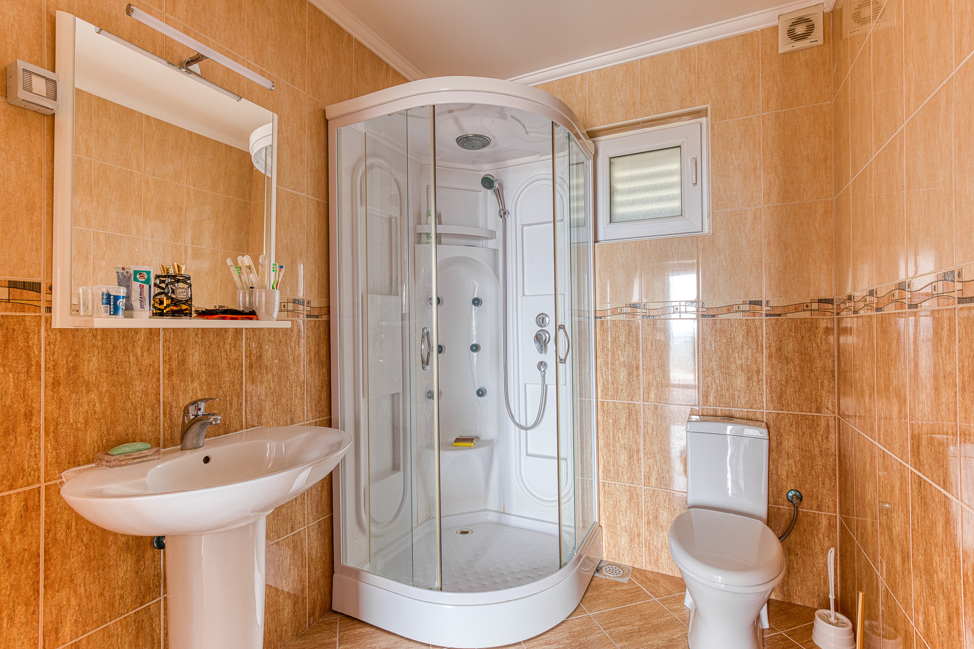 Image of House - 4 Bedrooms - 2 Bathrooms for Sale in Bar-Sutomore-Montenegro, Image 14