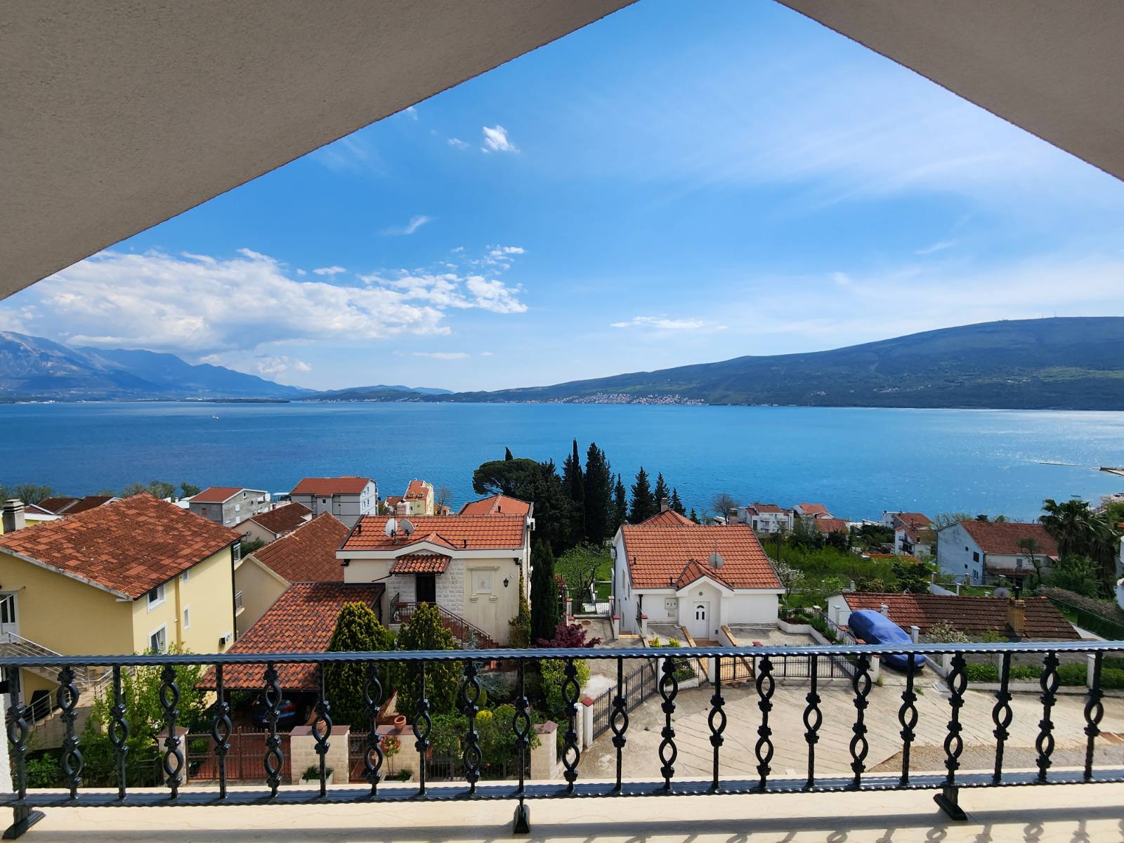 Image of Apartment in new building - 1 Bedrooms for Sale in Herceg-Novi-Bijela-Montenegro, Image 1
