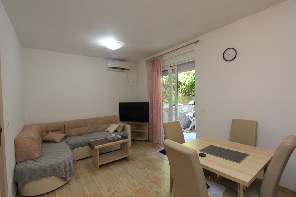 Image of Hotel - 19 Bedrooms for Sale in Herceg-Novi-Herceg Novi-Montenegro, Image 17