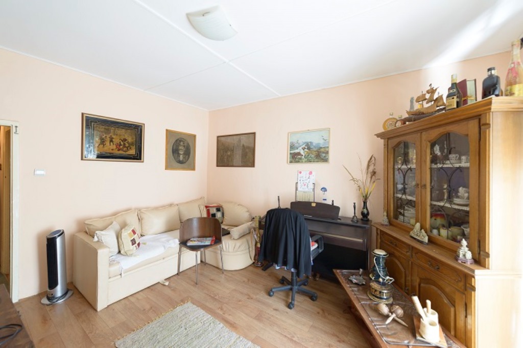 Image of House - 6 Bedrooms - 4 Bathrooms for Sale in Kotor-Kotor-Montenegro, Image 10