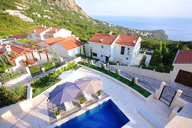 2862 Budva Blizikuce Villa 4r 500m2 — photo 2