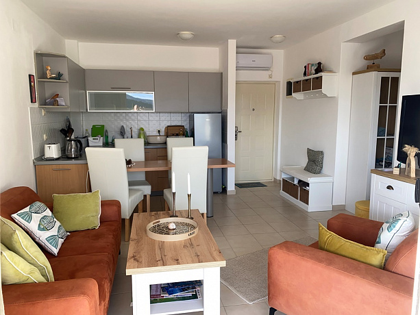 Apartment 50m2 with one bedroom and sea view in Petrovac