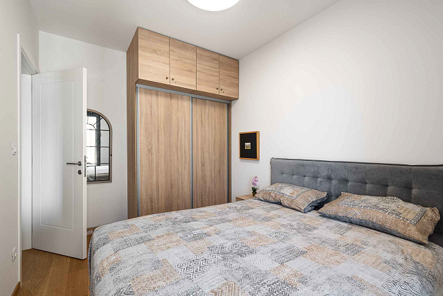 Modern, Fully Furnished Apartment for Sale in Bečići — photo 9