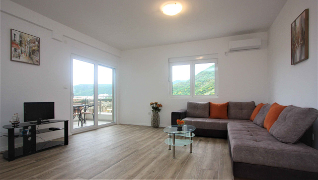 Apartment in Rafailovici  — photo 8