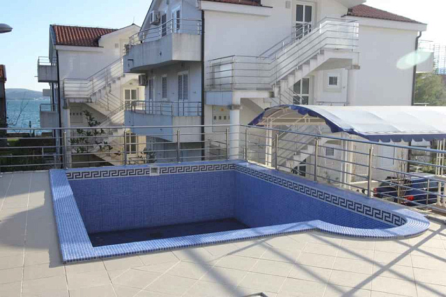 Apartments in a complex in Bijela — photo 8