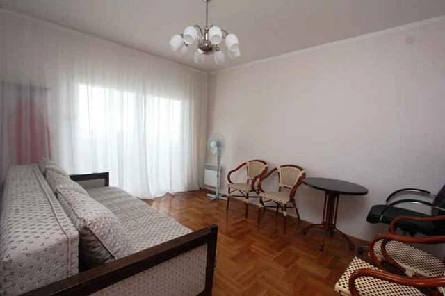 A cosy apartment in Budva — photo 9
