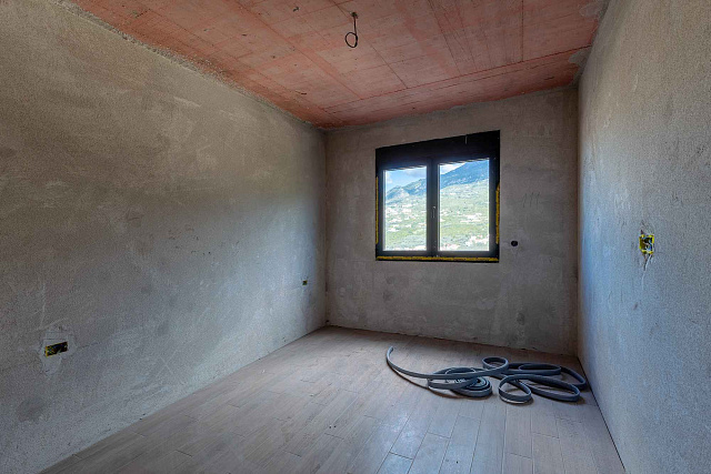 Apartments in a new building in Dobra Voda with sea views — photo 15