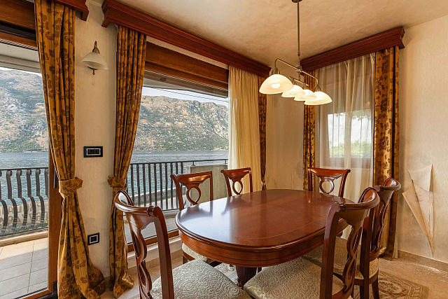 For sale three bedroom apartment in Stoliv on the first line to the sea — photo 5