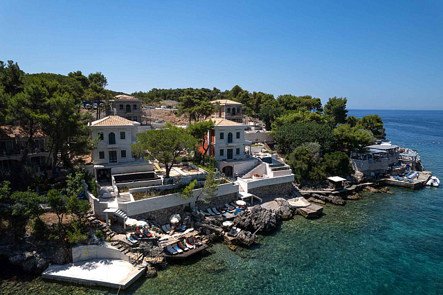 Luxury Seafront Villa – Lustica  — photo 5
