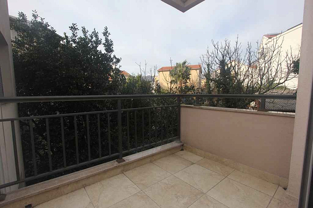 Apartment in Dobrota — photo 5