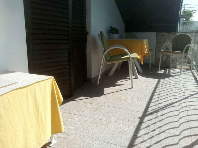 Apartment in Djenovici — photo 6