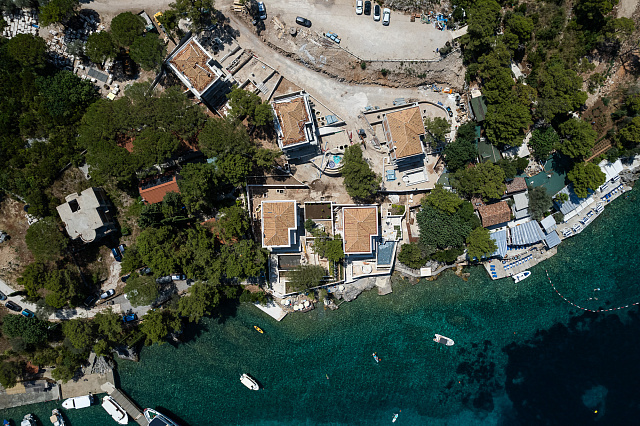 Luxury Seafront Villa – Lustica  — photo 7