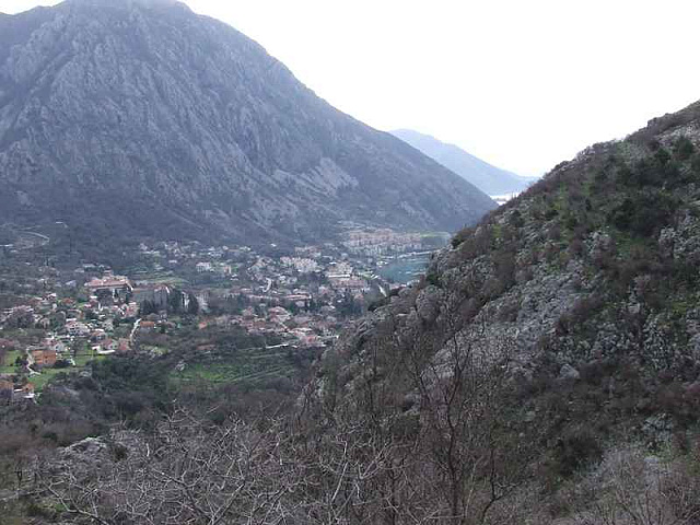 1652 Kotor Risan Plot 13700m2 — photo 1