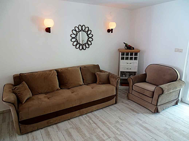 A furnished townhouse in Orahovac — photo 5