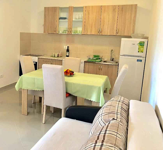Comfortable apartment near the sea in the center of Bar — photo 4