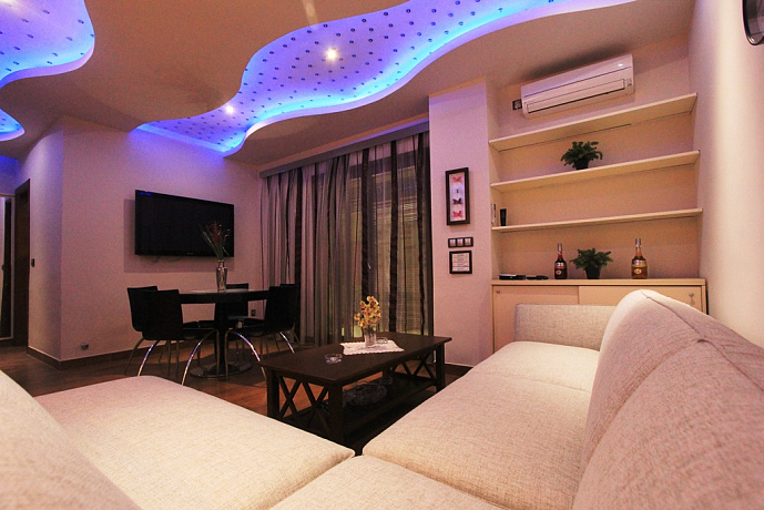 Furnished one-bedroom apartment on the first line in Rafailovići
