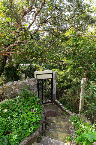 House with a terrace and sea view in Bar — photo 49