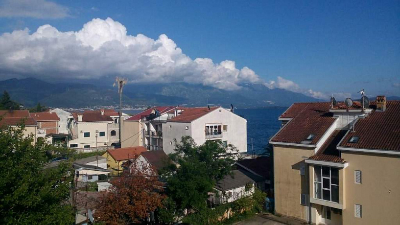 Two Storey Apartment Near the Waterfront Montenegro