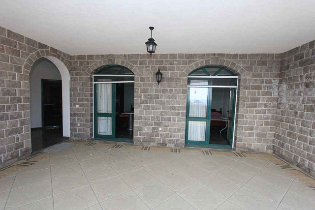 Villa with pool in Petrovac — photo 42