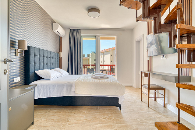 Fully Equipped Hotel with Restaurant in Bečići – 200m from the Sea
