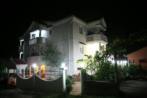 A mini hotel in Tivat — photo 3
