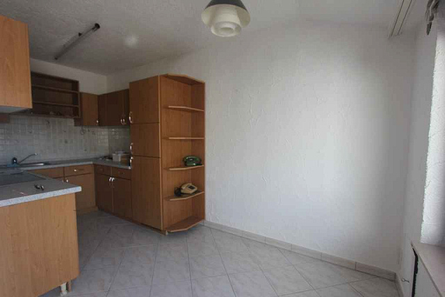 Apartment in Budva — photo 10