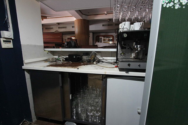 Restaurant first line to the sea in Rafailovici for sale  — photo 5