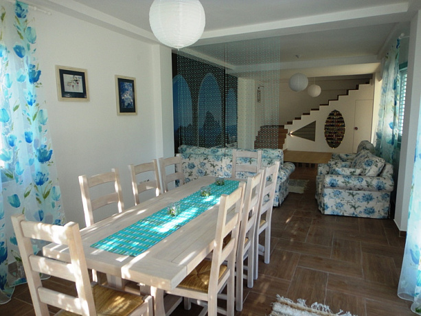 Fully Furnished Sea View House Near Central Bar