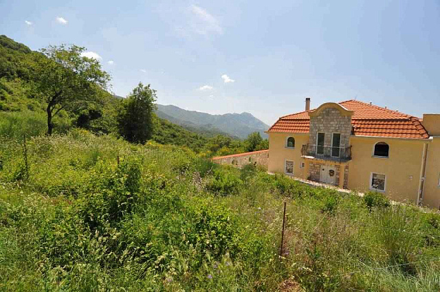 Land in Budva