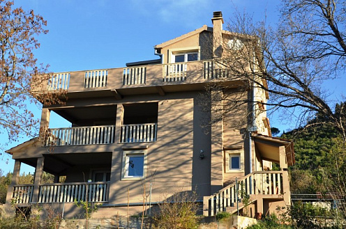 Haus in Begovici