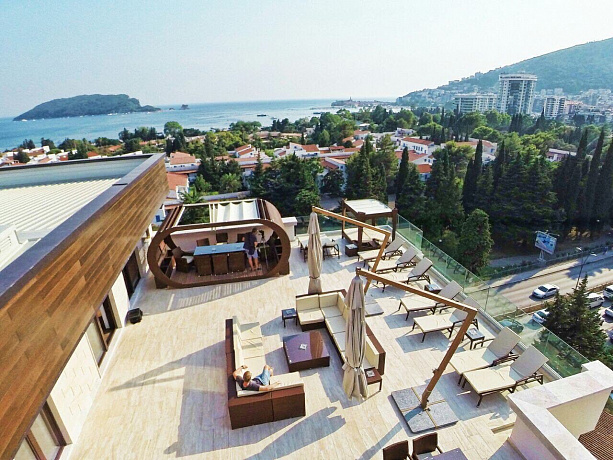 Penthouse in the very center of Budva