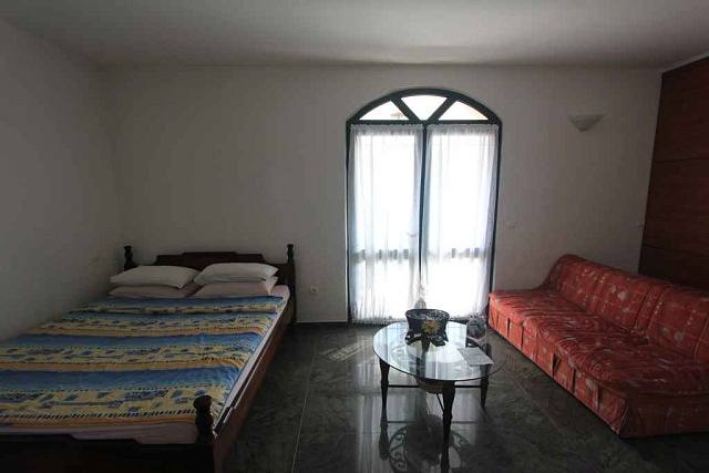 Villa with pool in Petrovac — photo 35