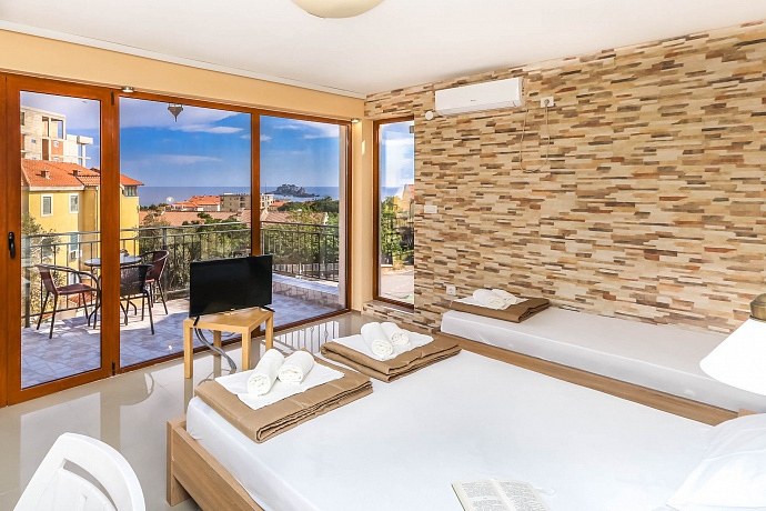 Mini hotel in Petrovac