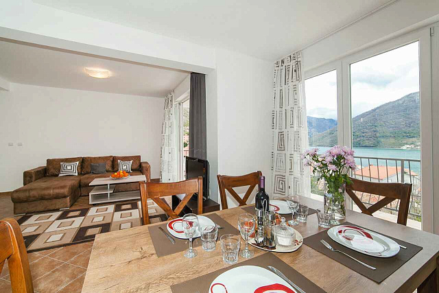 Apartments with seaview in Herceg Novi — photo 14