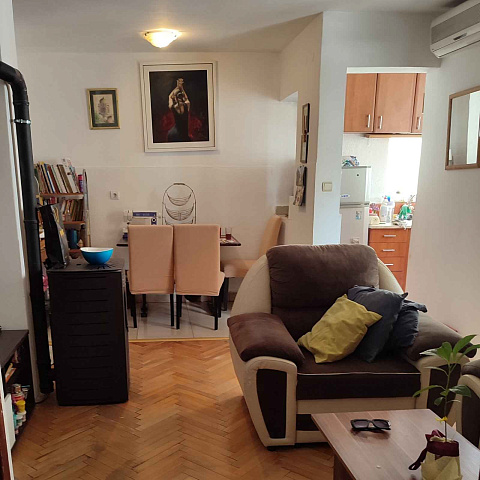 One bedroom apartment in a quiet part of Kotor — photo 5